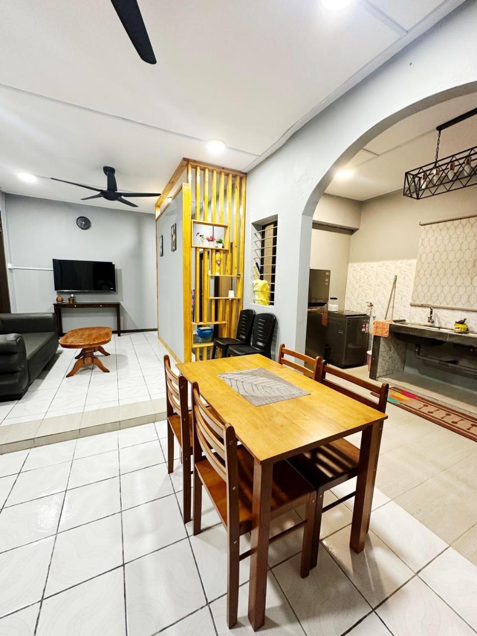 Mz Homestay Tuaran 外观 照片